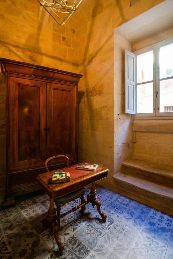 Palazzino Birgu Host Family Bed And Breakfast Екстериор снимка