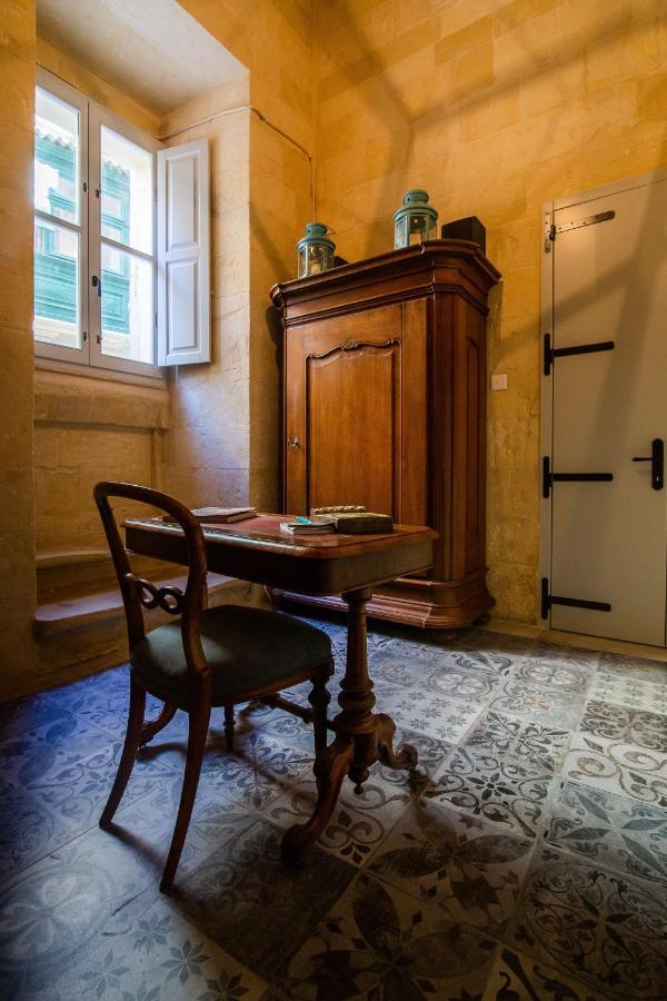 Palazzino Birgu Host Family Bed And Breakfast Екстериор снимка