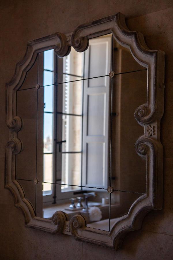 Palazzino Birgu Host Family Bed And Breakfast Екстериор снимка