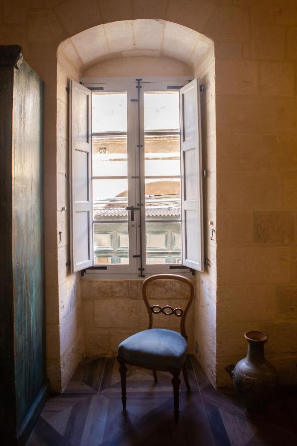 Palazzino Birgu Host Family Bed And Breakfast Екстериор снимка